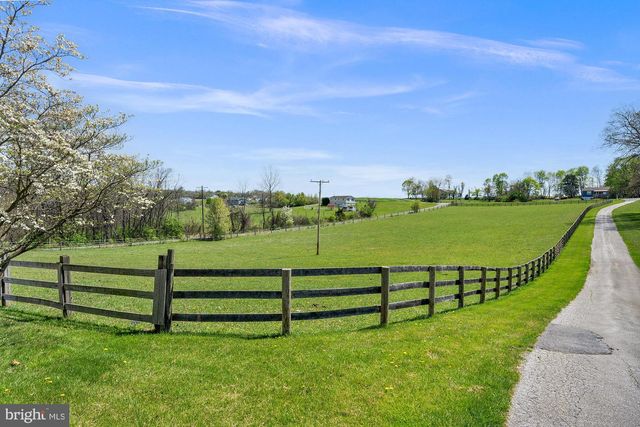 1720 E DEEP RUN RD, Manchester, MD 21102