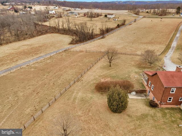 1720 E DEEP RUN RD, Manchester, MD 21102