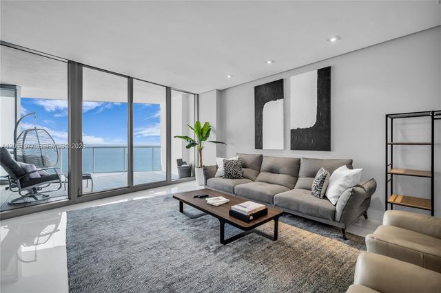 17121 Collins Avenue 4205, Sunny Isles Beach, FL 33160