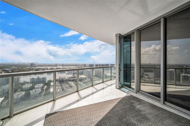 17121 Collins Avenue 4205, Sunny Isles Beach, FL 33160