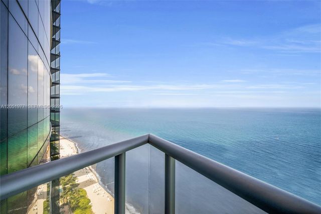 17121 Collins Avenue 4205, Sunny Isles Beach, FL 33160