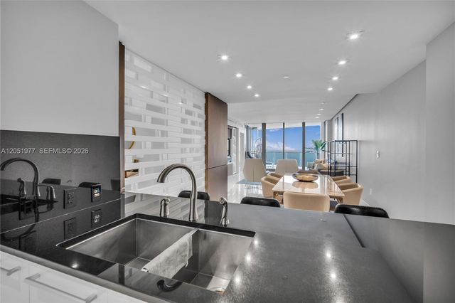 17121 Collins Avenue 4205, Sunny Isles Beach, FL 33160