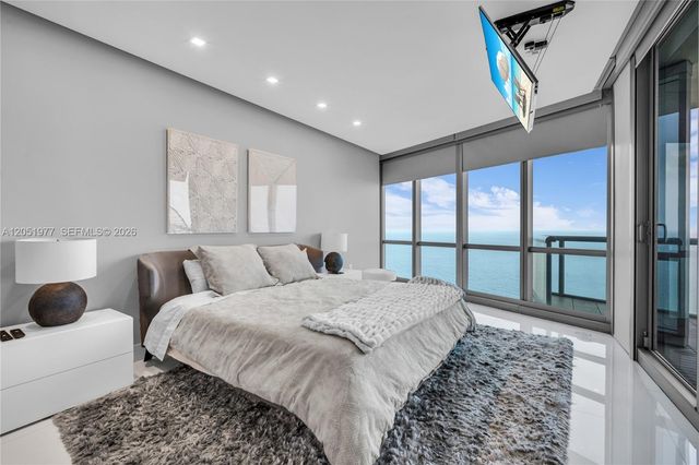 17121 Collins Avenue 4205, Sunny Isles Beach, FL 33160