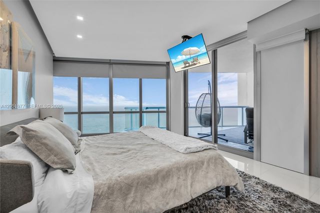 17121 Collins Avenue 4205, Sunny Isles Beach, FL 33160