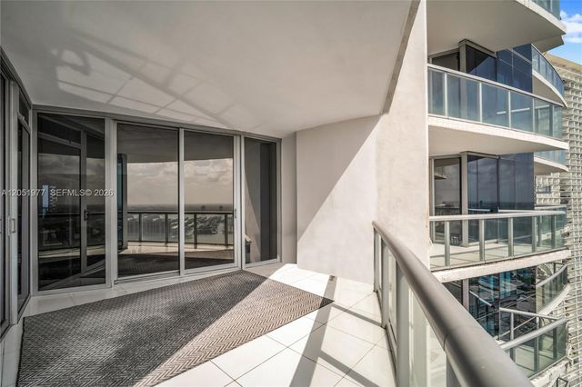 17121 Collins Avenue 4205, Sunny Isles Beach, FL 33160