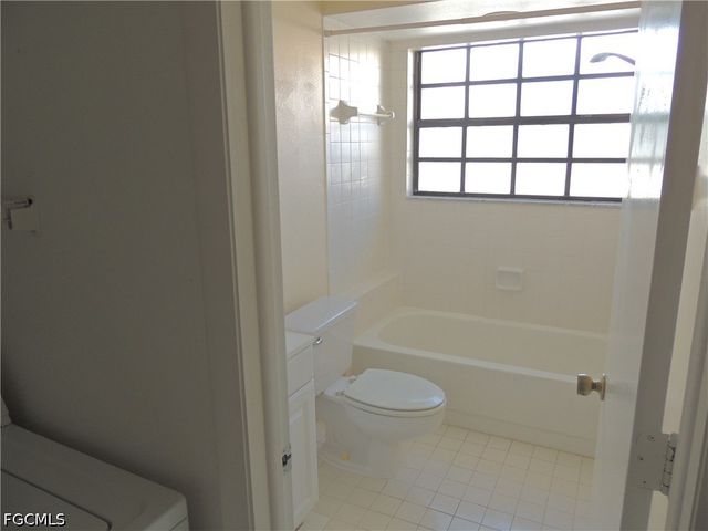 17250 Eagle TRCE 1, Fort Myers, FL 33908