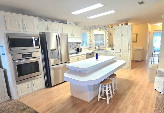 31 REVERE WAY 23, Palm Harbor, FL 34684