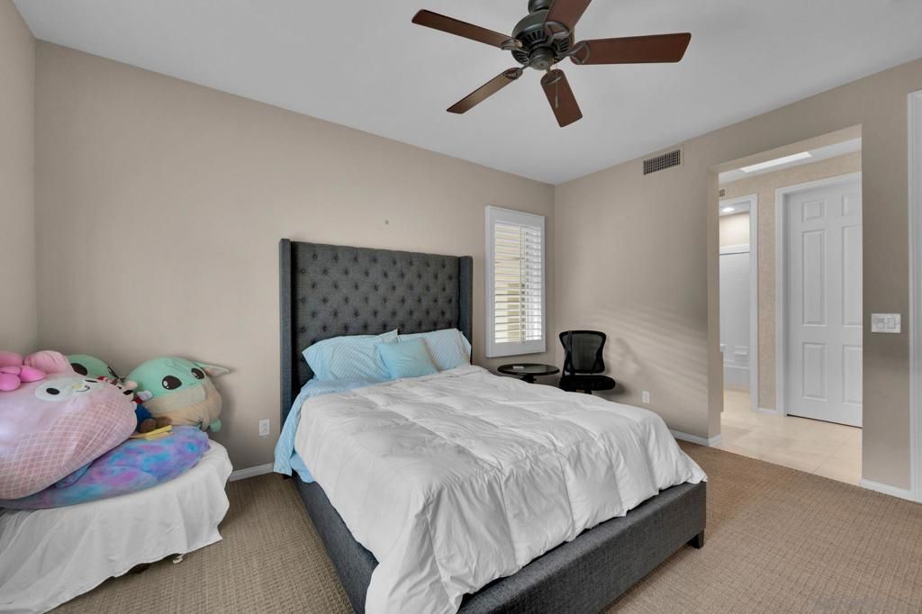 Image 31 of property listing at 15992 S Woodson Dr, Ramona, CA 92065