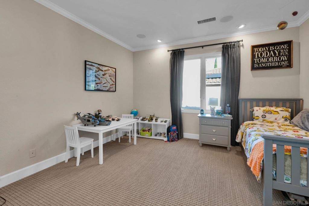 Image 35 of property listing at 15992 S Woodson Dr, Ramona, CA 92065