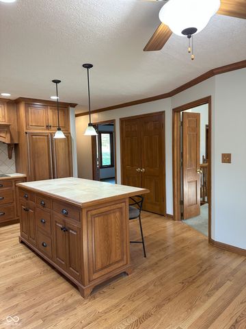 12953 Fawns Dell Place, Fishers, IN 46038