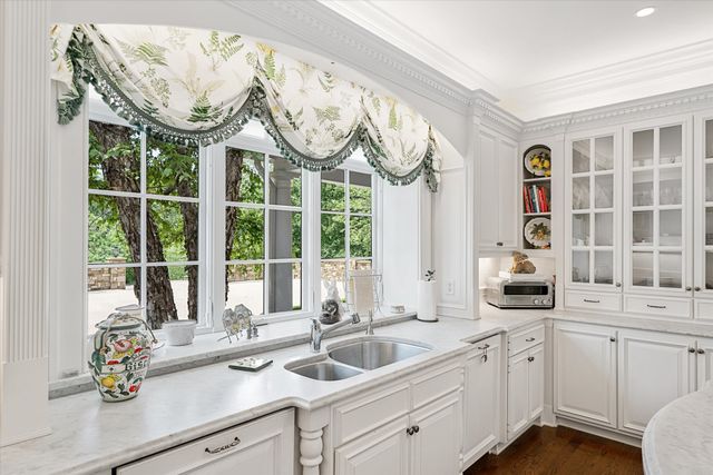 1920 Stonegate Boulevard, Tyler, TX 75703