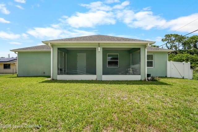 2811 Emerson Drive SE, Palm Bay, FL 32909