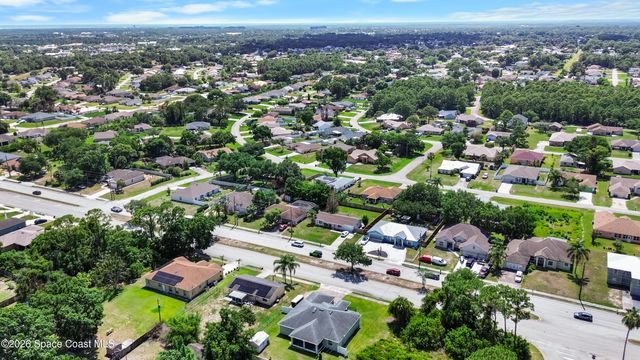 2811 Emerson Drive SE, Palm Bay, FL 32909