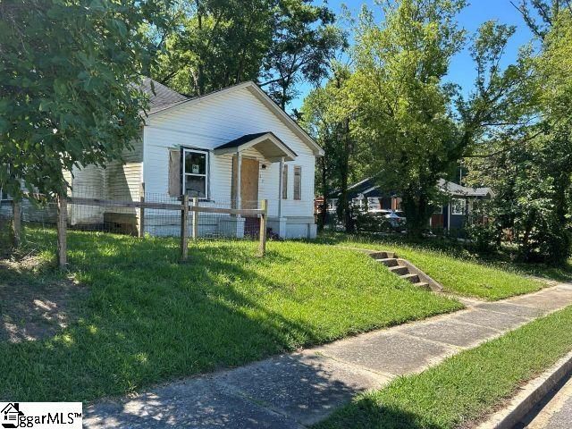 922 N Logan Street, Gaffney, SC 29341
