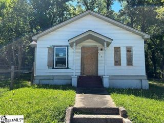 922 N Logan Street, Gaffney, SC 29341