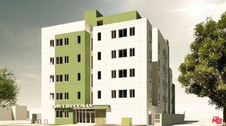 6901 Woodman Avenue, Van Nuys, CA 91405