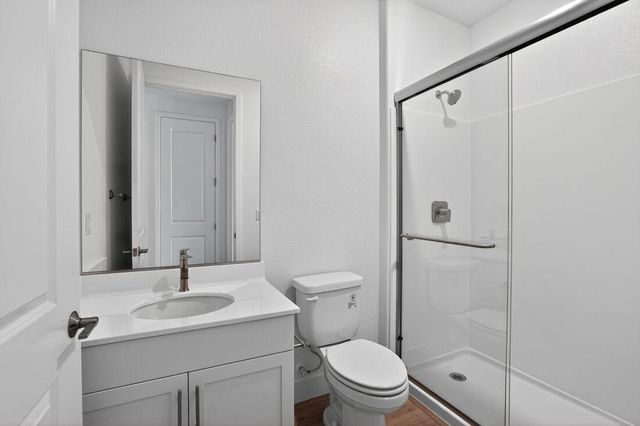 197 Golden Gate Lane, Vacaville, CA 95687