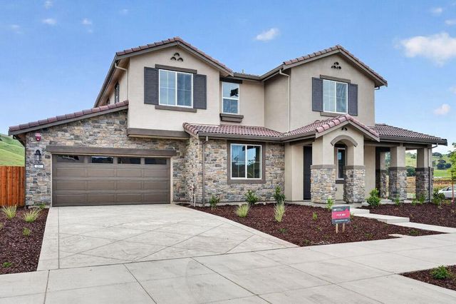 197 Golden Gate Lane, Vacaville, CA 95687