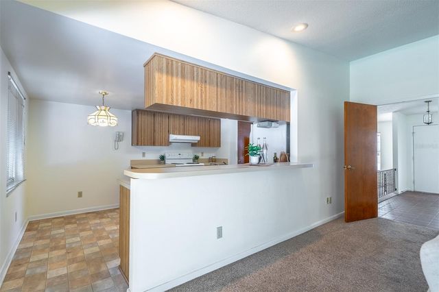 2429 WEKIVA RIDGE ROAD, Apopka, FL 32712