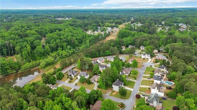 2323 Wesfork Court, Suwanee, GA 30024