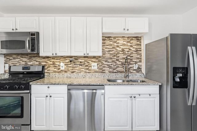 4016 HIRST DR, Annandale, VA 22003