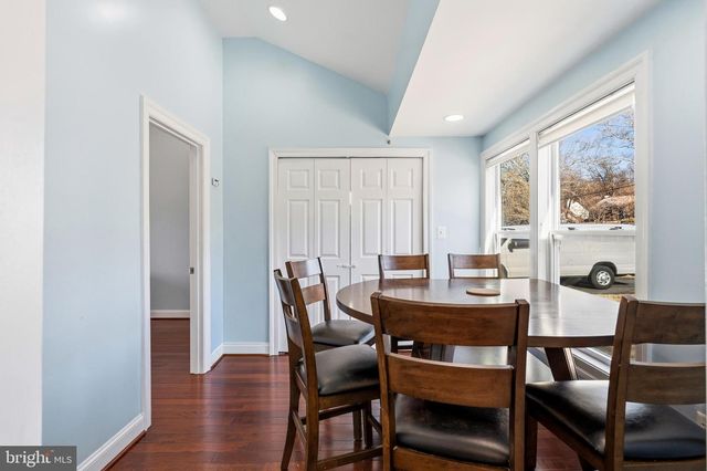 4016 HIRST DR, Annandale, VA 22003