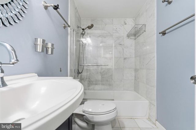 4016 HIRST DR, Annandale, VA 22003