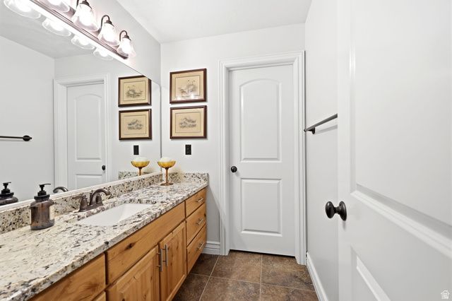 1182 W FALLOW WAY, Pleasant View, UT 84414