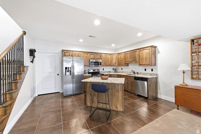 1182 W FALLOW WAY, Pleasant View, UT 84414