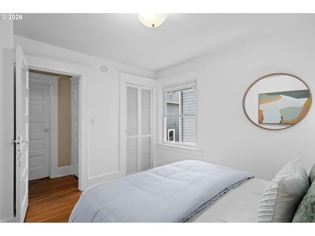 7754 Se MILWAUKIE Ave, Portland, OR 97202
