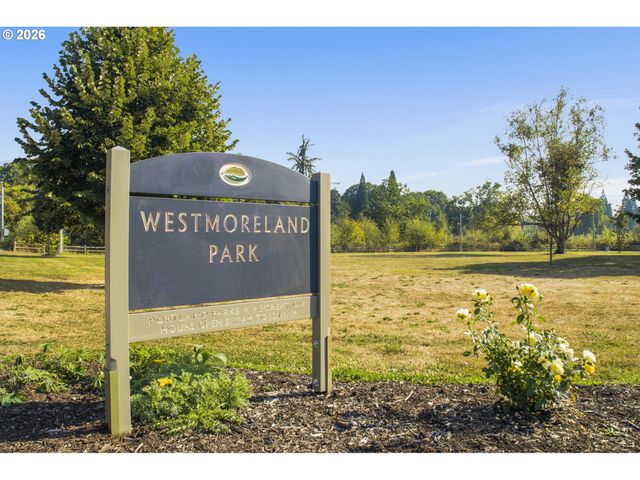 7754 Se MILWAUKIE Ave, Portland, OR 97202