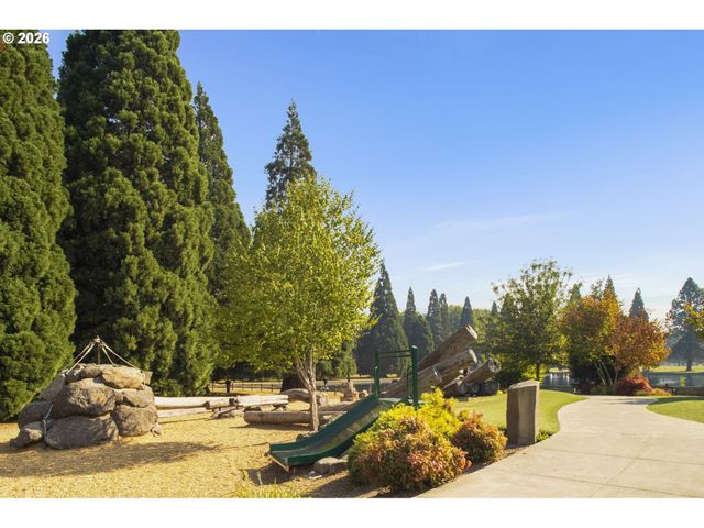 7754 Se MILWAUKIE Ave, Portland, OR 97202