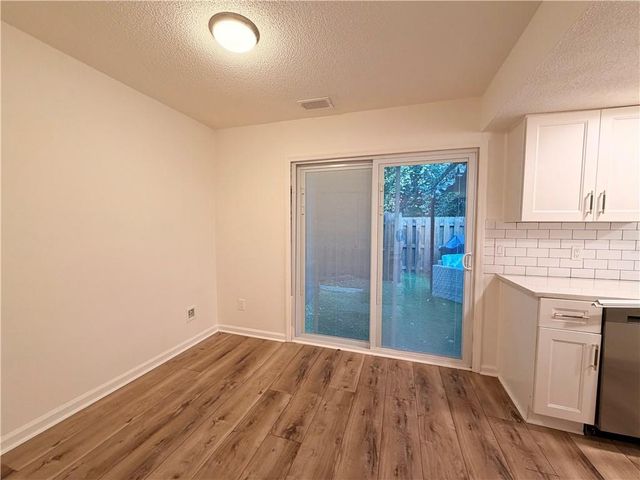 4416 Chowning Way, Atlanta, GA 30338