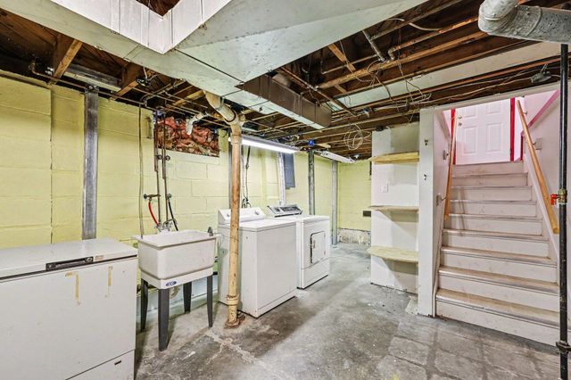 17241 Beech Daly Road, Redford, MI 48240