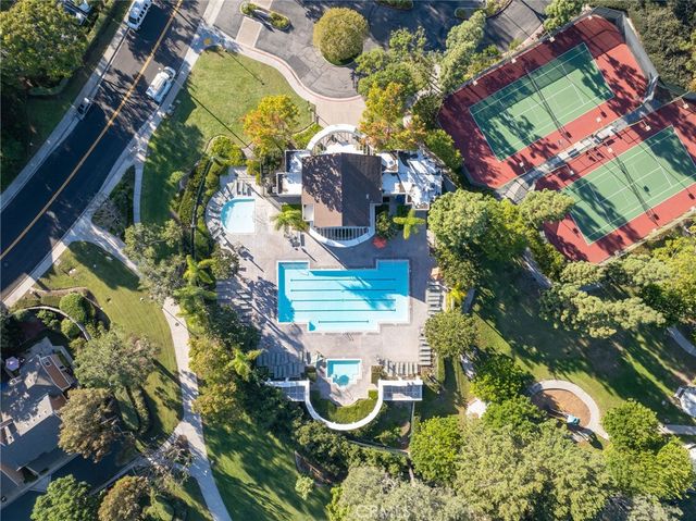 10 Acorn, Aliso Viejo, CA 92656