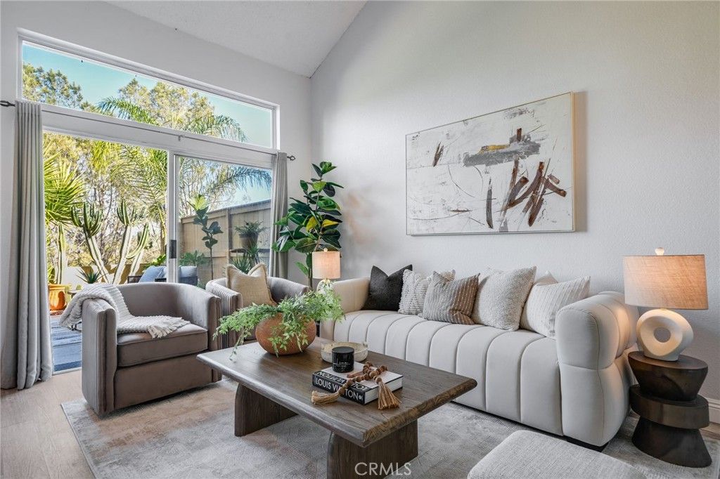 10 Acorn, Aliso Viejo, CA 92656 — photo 2
