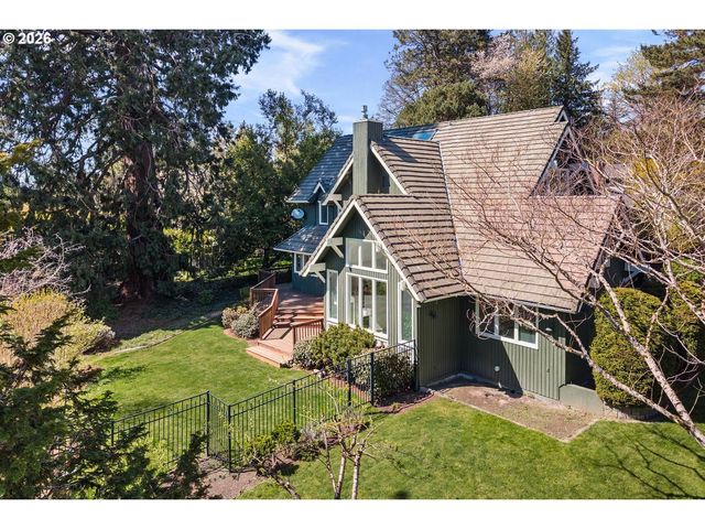 4803 Sw STONEBROOK Ct, Portland, OR 97239