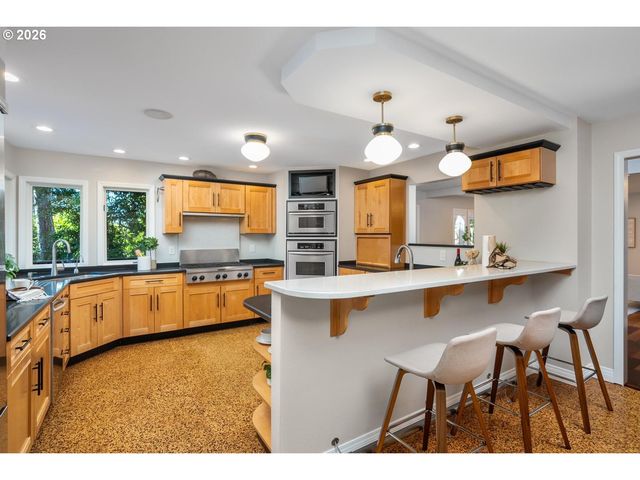 4803 Sw STONEBROOK Ct, Portland, OR 97239