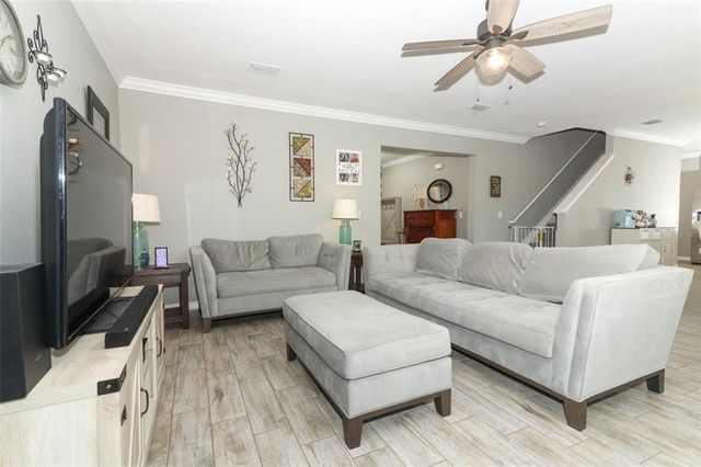 15216 LANGSDALE COURT, Mascotte, FL 34753