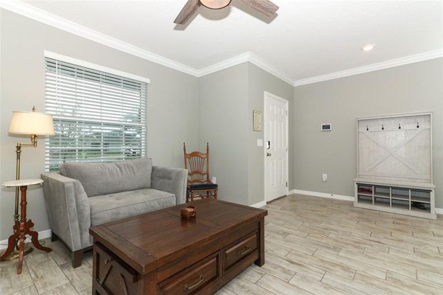 15216 LANGSDALE COURT, Mascotte, FL 34753