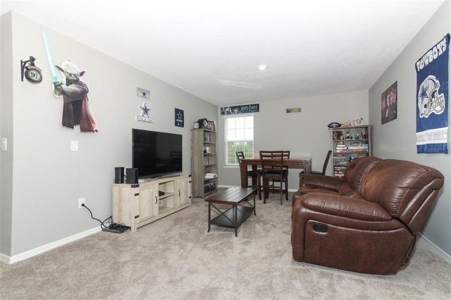 15216 LANGSDALE COURT, Mascotte, FL 34753