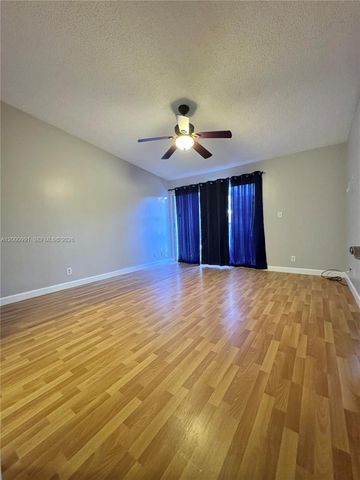 4952 N Hemingway Cir 4952, Margate, FL 33063