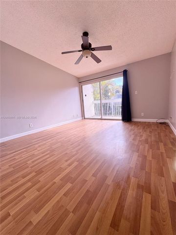 4952 N Hemingway Cir 4952, Margate, FL 33063