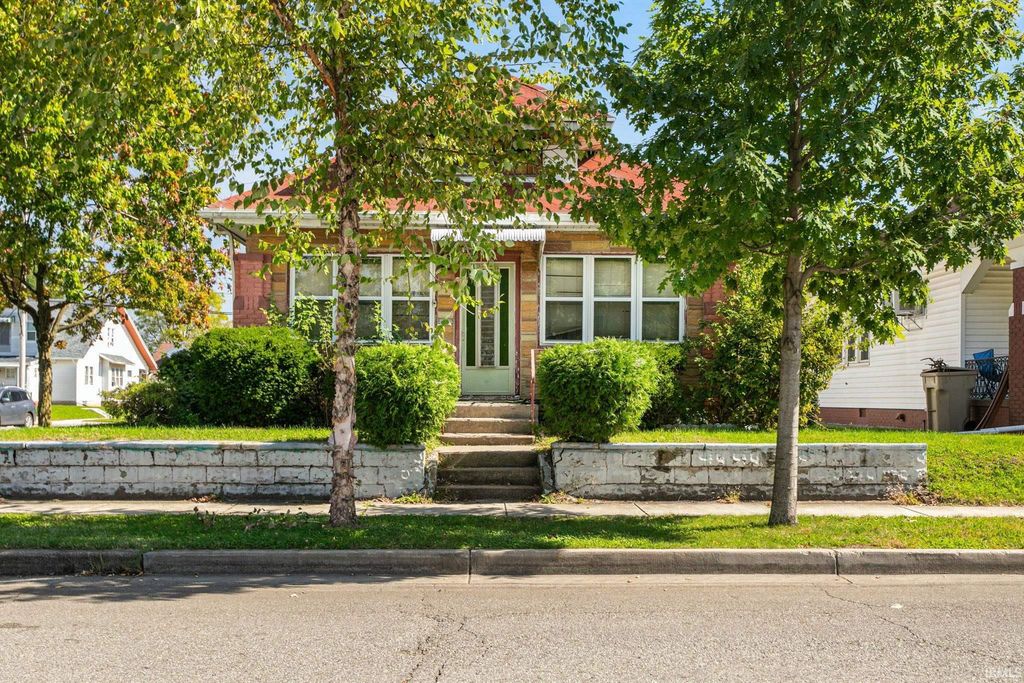 502 S Bendix Drive, South Bend, IN 46619