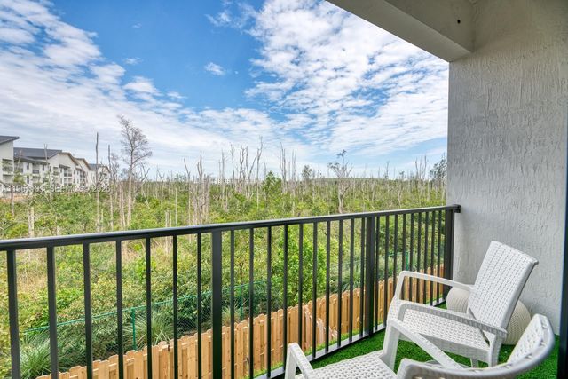 7831 NW 104th Ave 23, Doral, FL 33178