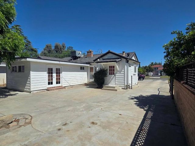 1506 W 5th Street, Madera, CA 93637