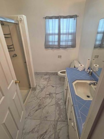 1506 W 5th Street, Madera, CA 93637