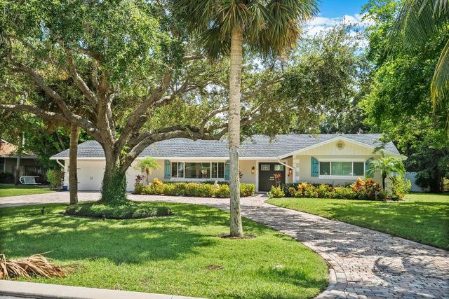3 Mandalay Road, Sewalls Point, FL 34996