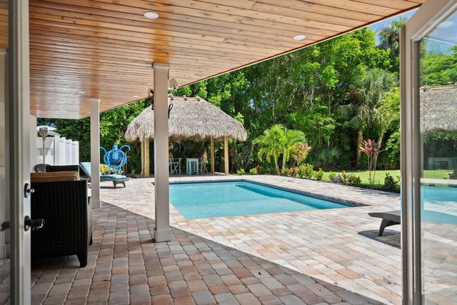 3 Mandalay Road, Sewalls Point, FL 34996