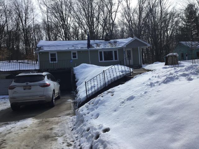 286 108th Avenue, Plainwell, MI 49080